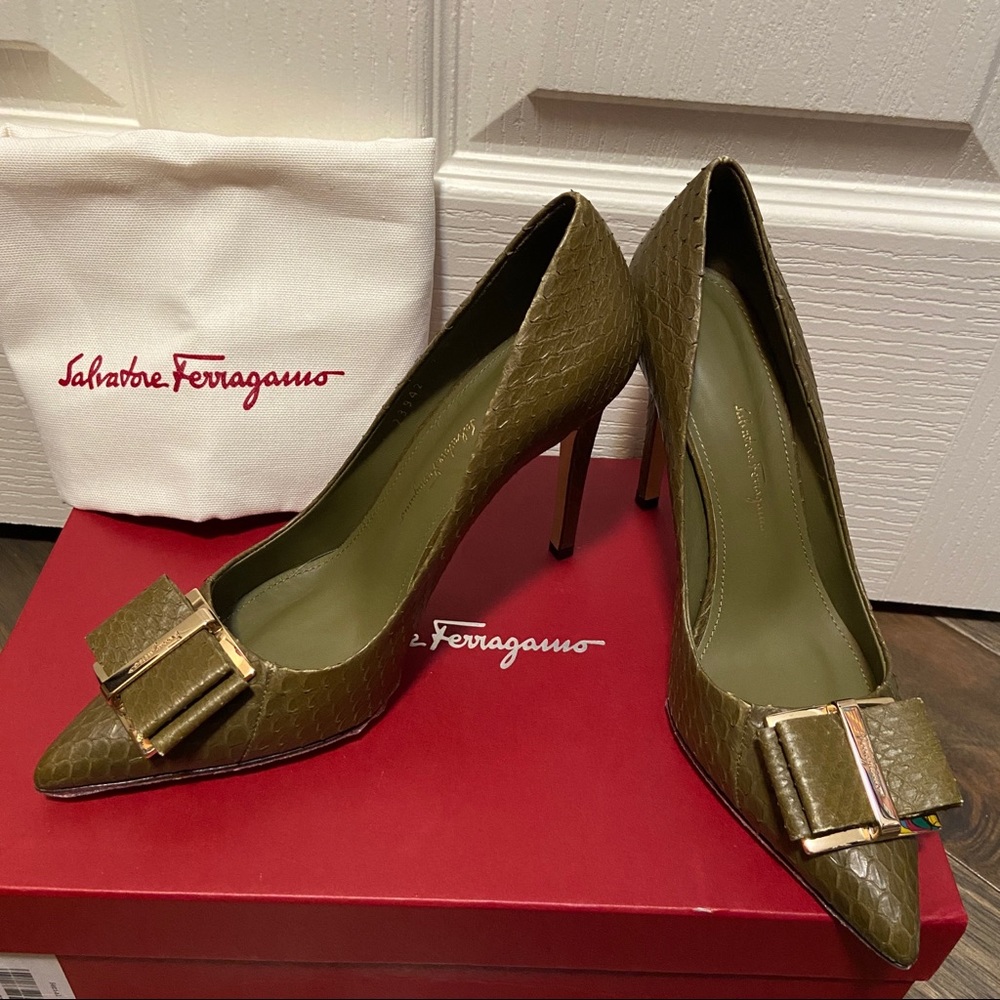 Salvatore Ferragamo Zeri Python Pump 7